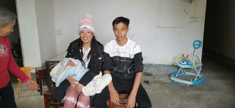 ���������ܼ��װ�������������Ա��Я�ֹ��� (8)