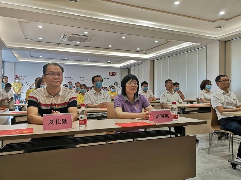 ʯ�����ܹ�����PT��Ѷһ���Թ۶�ݸ�е�����ϳ�����������ͬ�������й�������û�����й���